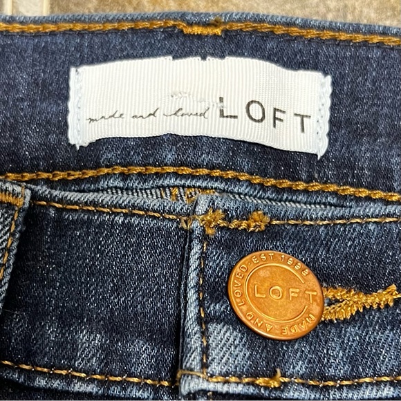 LOFT Sustainable Style Skinny Stretchy Dark Denim Jeans, Woman’s size 4 - Picture 4 of 15